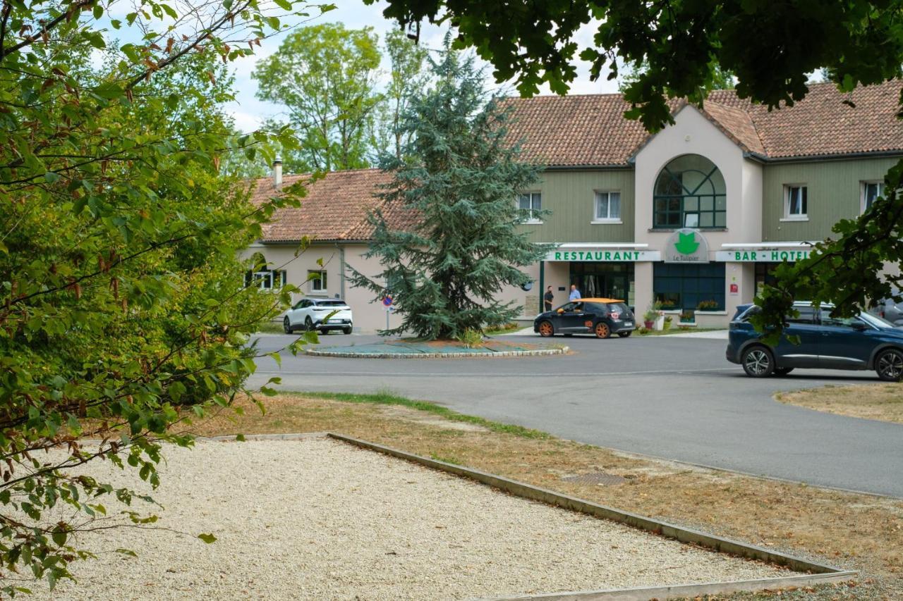 Logis Hotel - Restaurant Le Tulipier Vienne-le-Château Eksteriør bilde