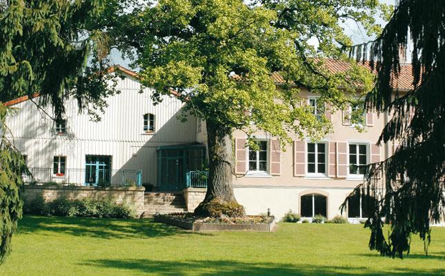 Logis Hotel - Restaurant Le Tulipier Vienne-le-Château Rom bilde